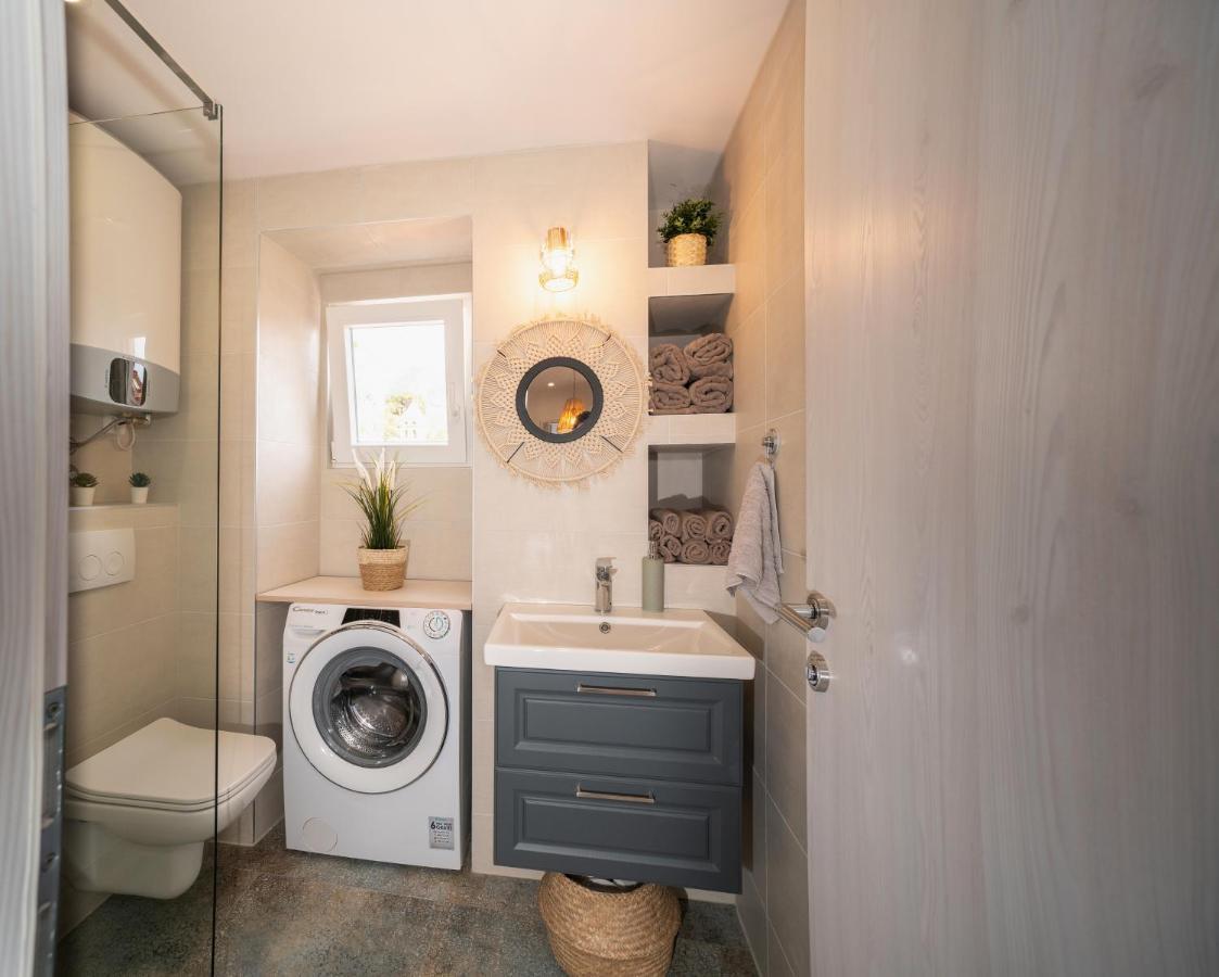 New Cozy Apartment - Center Of Old Town Omiš Kültér fotó