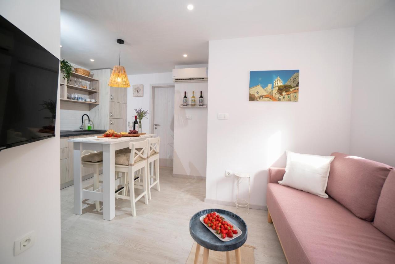 New Cozy Apartment - Center Of Old Town Omiš Kültér fotó